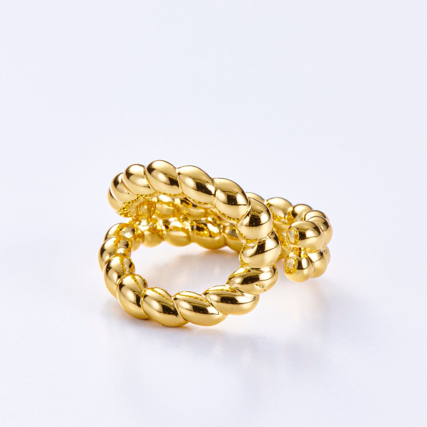 twist circle ring