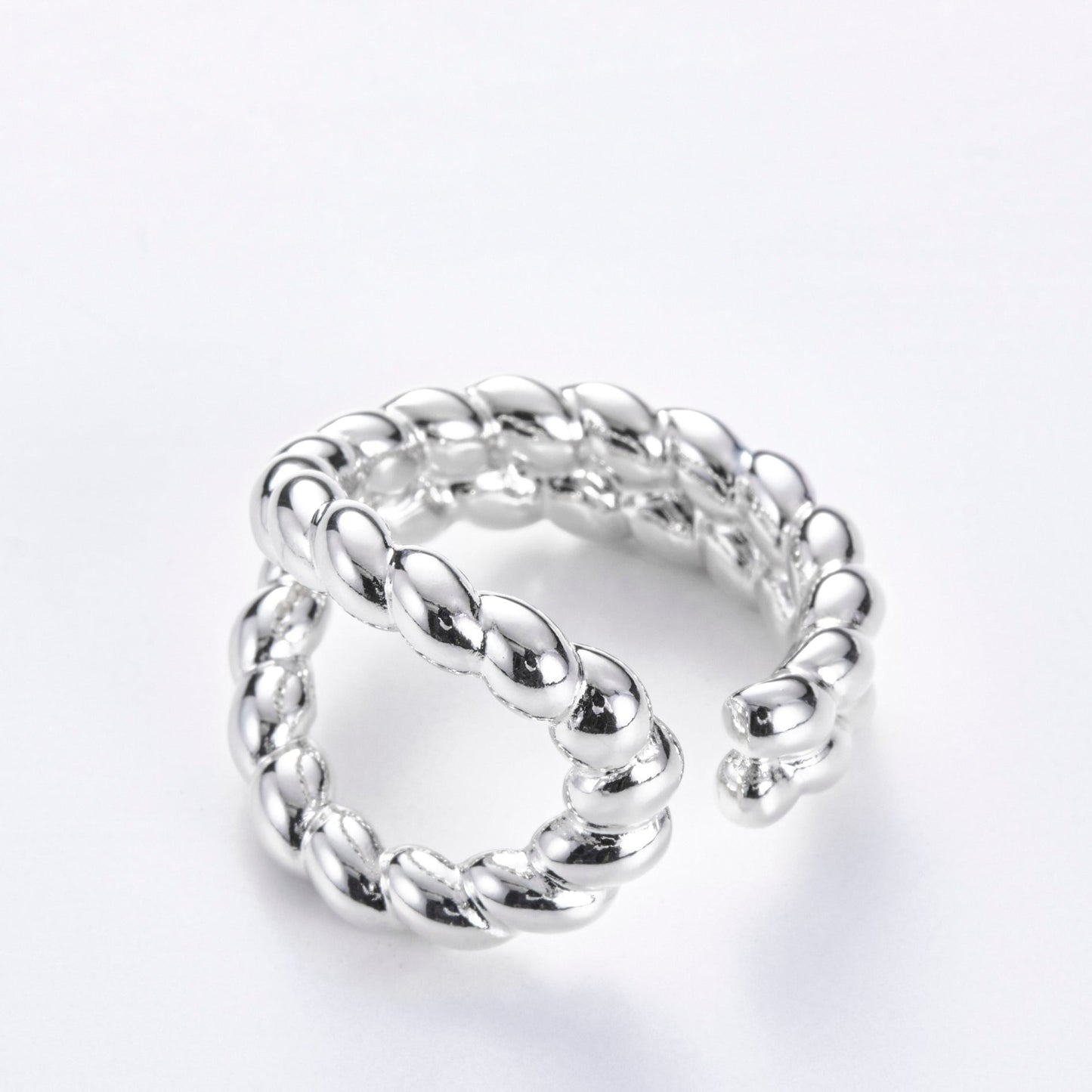 twist circle ring